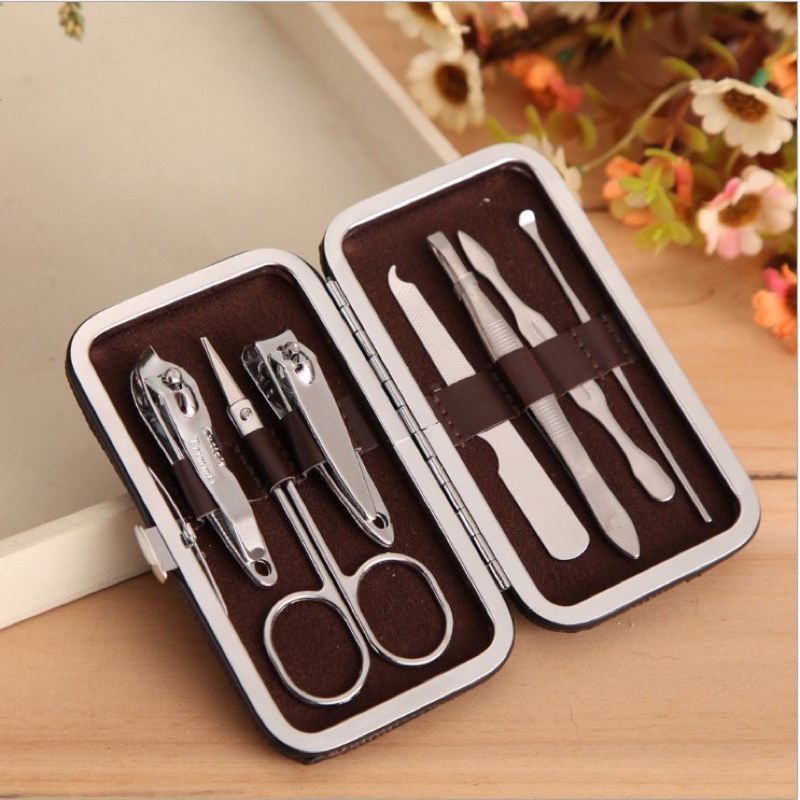 7pcs/set New Portable Travel Hygiene Kit Stainless Steel Nail Cutter