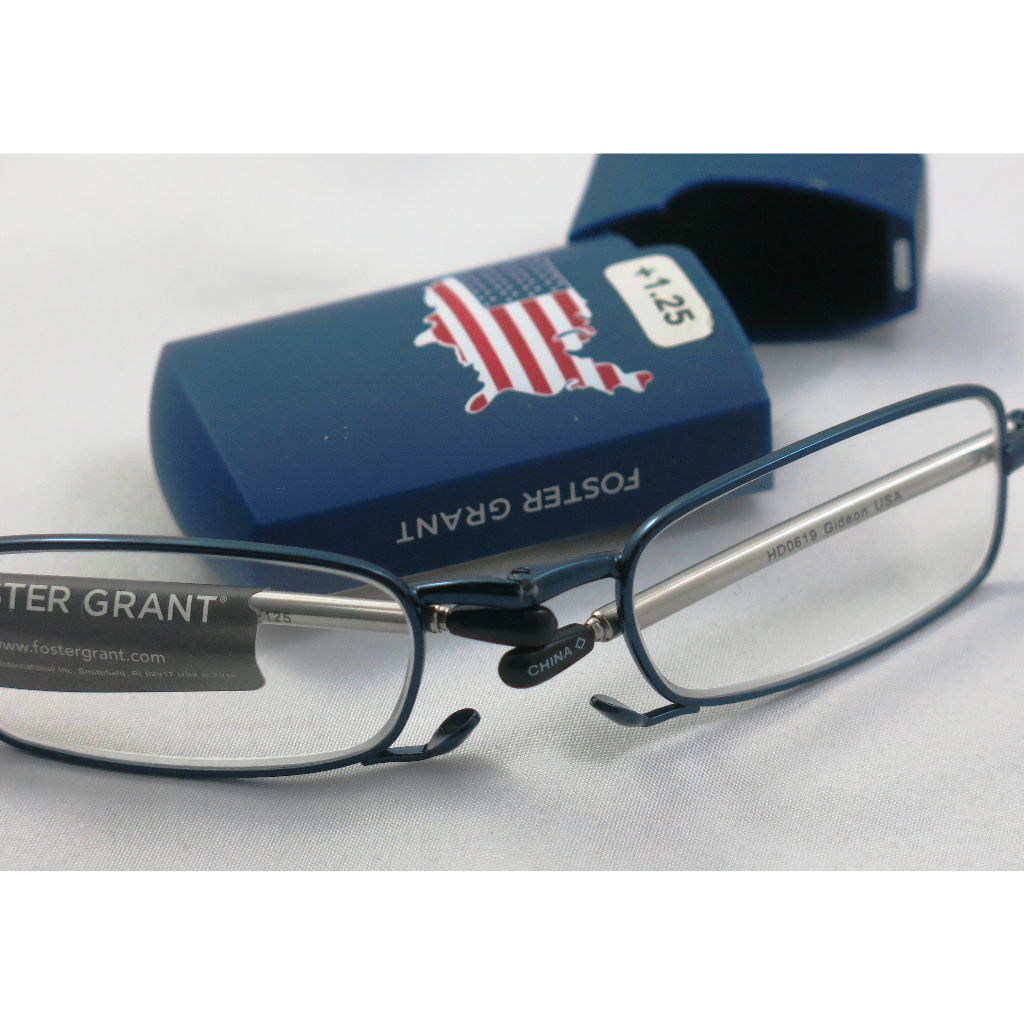 Foster Grant Folding Reading Glasses