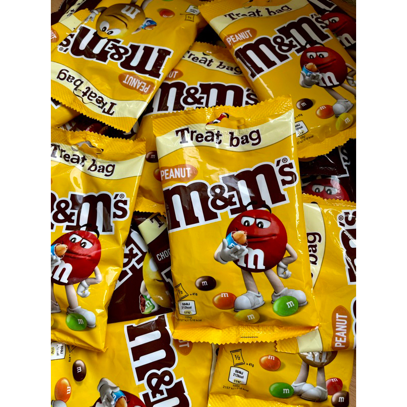 Box of M&M's - Crunchy Peanut & Milk Chocolate Treat Bag -16 x 82g - Best  Before it's Gone Ltd