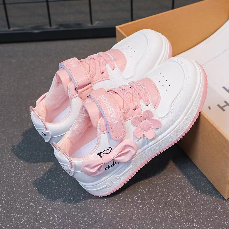 branded sports shoes for girls