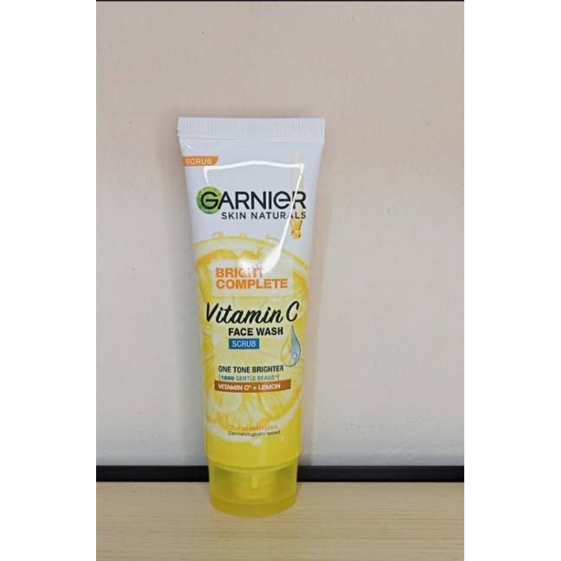 Garnier Bright Complete Vitamin C Face Wash Scrub 50ml Shopee Philippines