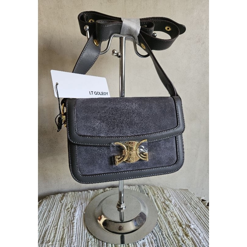 CELINE Mini Belt Grained Calfskin Leather Shoulder Bag Black - Hot Dea