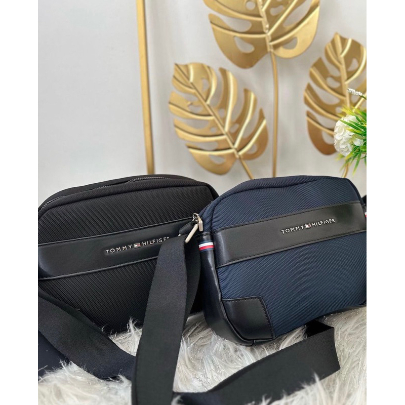 Tommy hilfiger laptop online sling bags