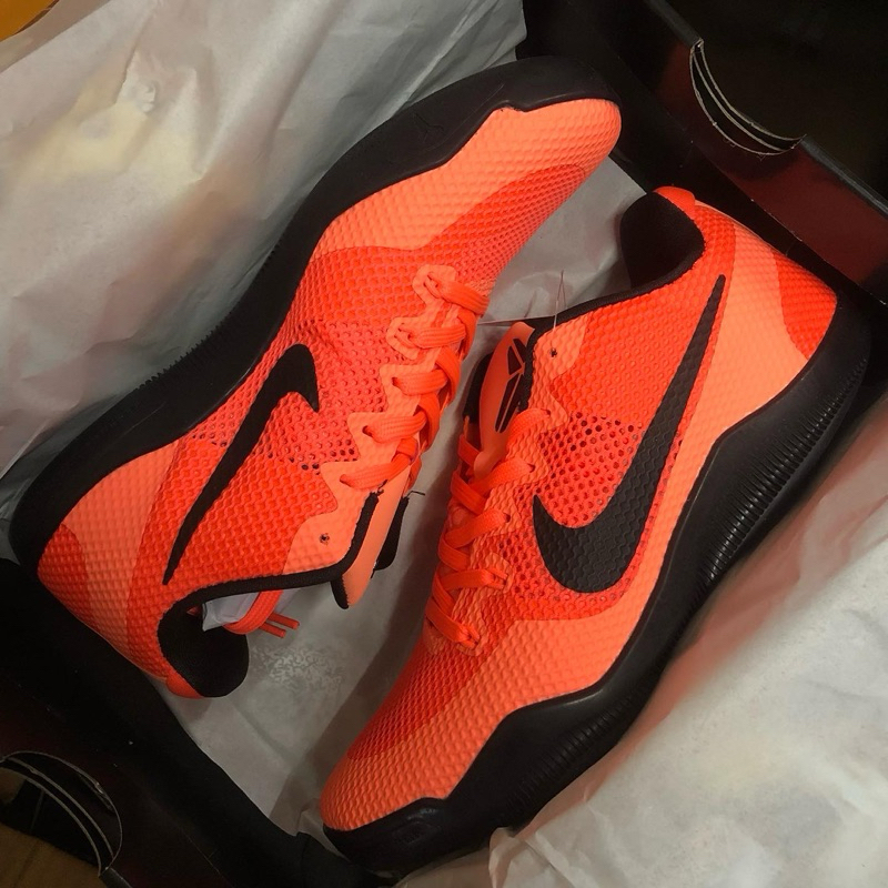 kobe 11 barcelona for sale