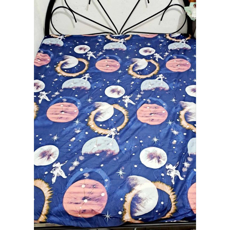 fully garterized bed sheet queen to king size moon print Shopee