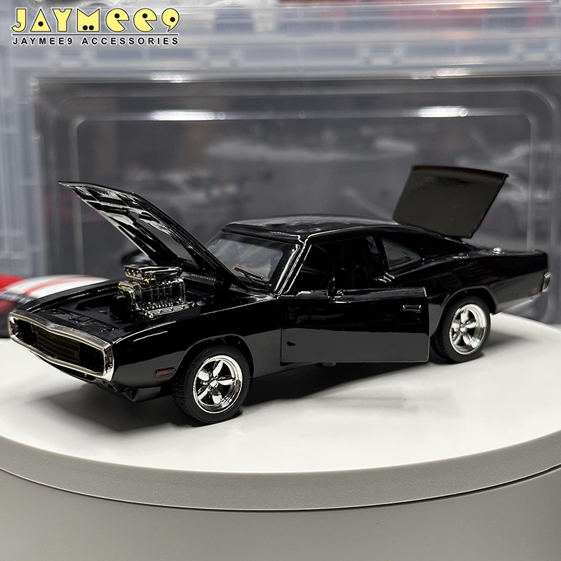 Die Cast Fast & Furious 7 DODGE Charger 1970 Challenger