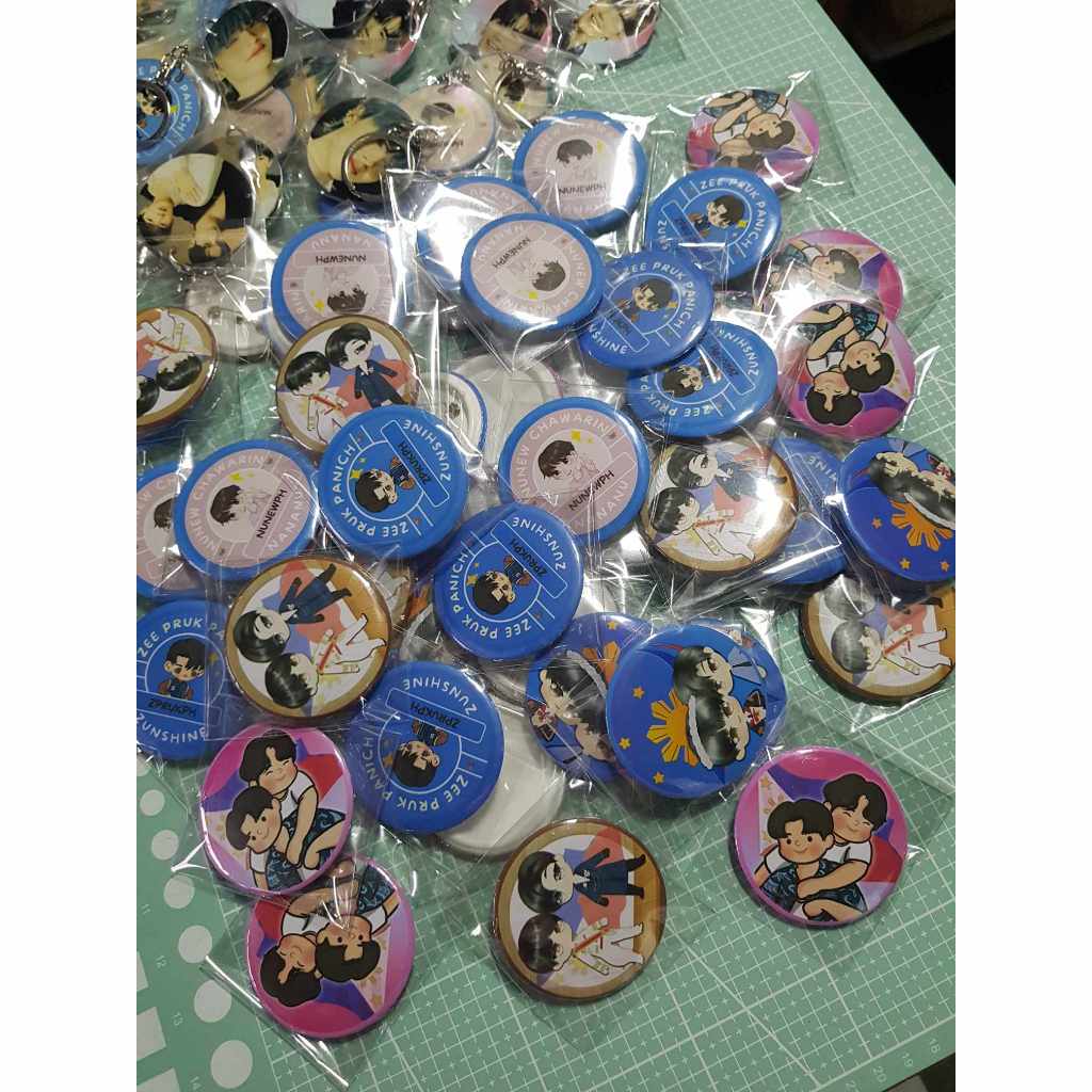 Personalized/Customized BUTTON PINS 2.25