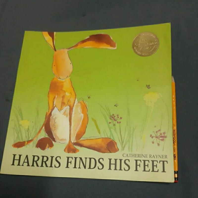 harris finds his feet by catherine rayner | Shopee Philippines