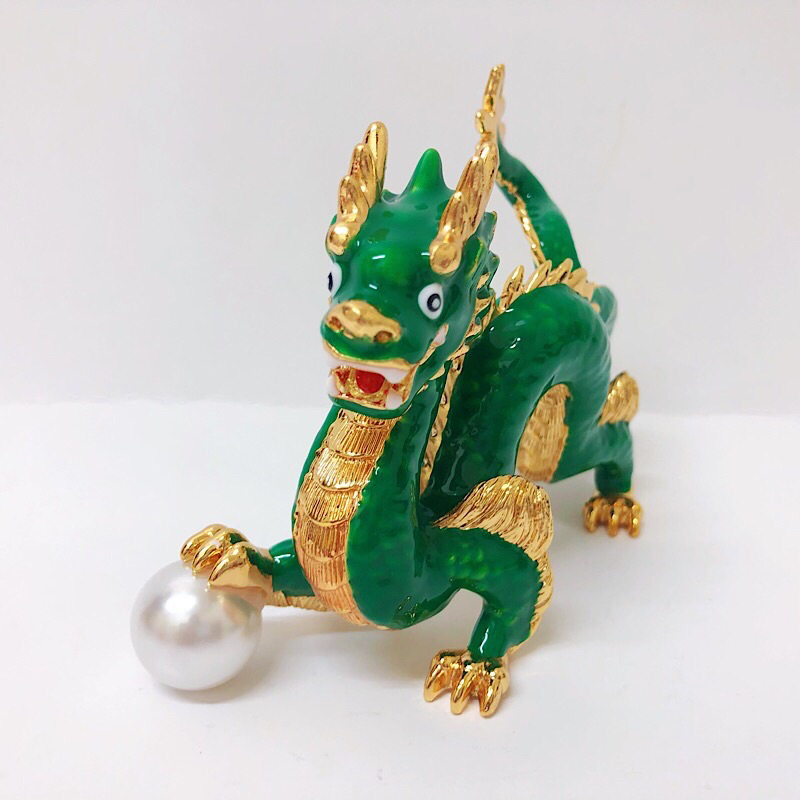 2024 Year of the Dragon brings good luck and good fortune. Feng Shui