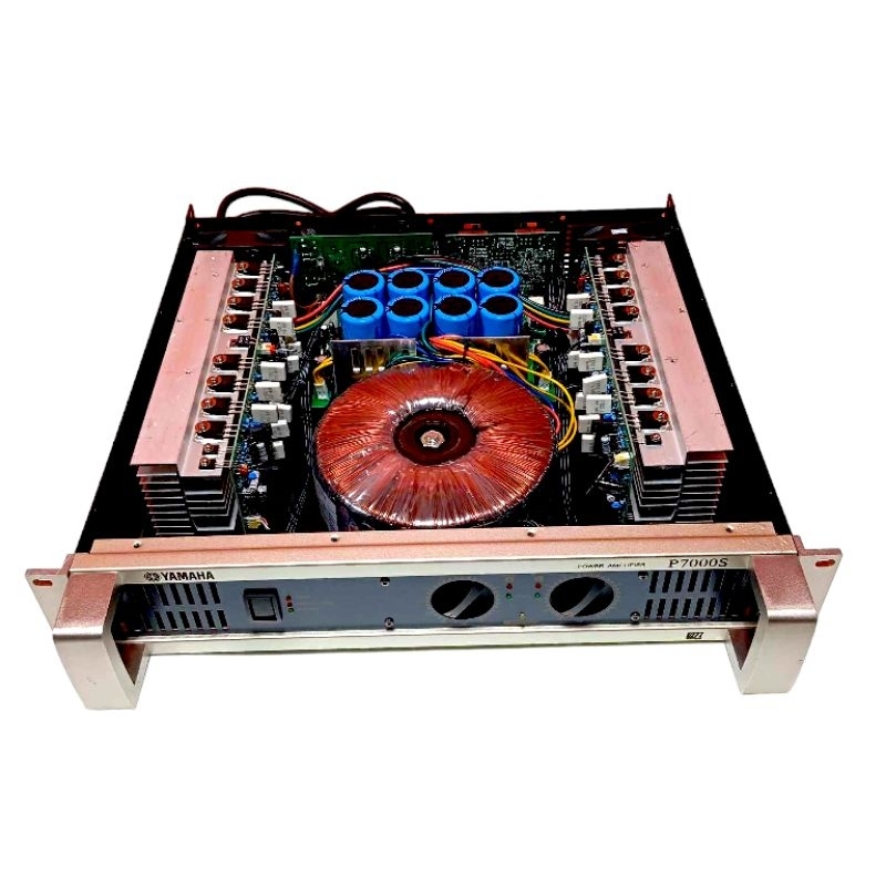 YAMAHA P7000S Power Amplifier 600w RMS x2 built in Subwoofer Setting