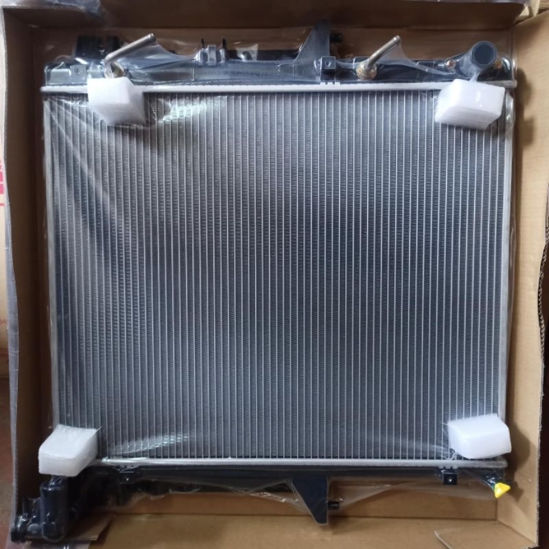 Radiator Montero 2009-2015 Gen2 4x4 | Shopee Philippines