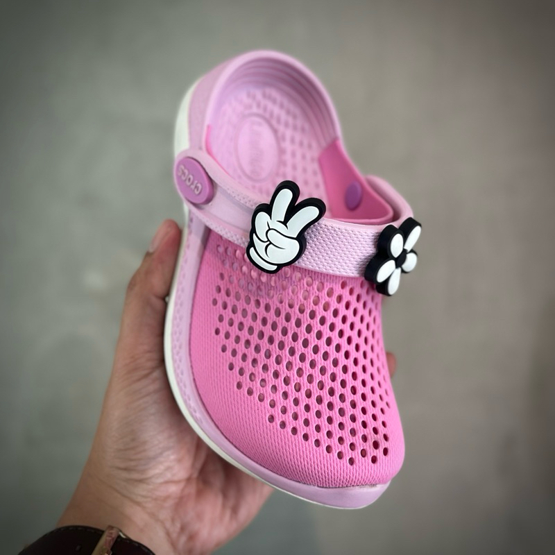 A BATHING APE CROCS CLOG クロックスpink A BATHING APE®︎ × Crocs Clog 