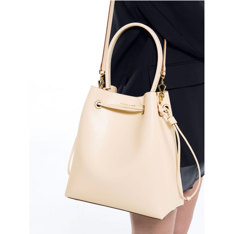 Drawstring hobo bag outlet