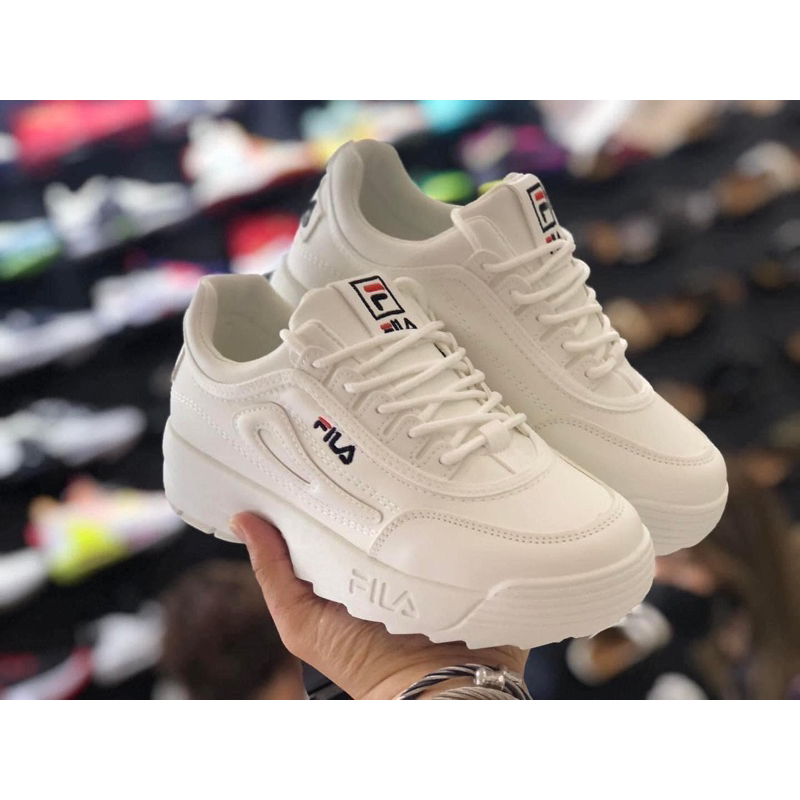 New arrival fila shoes deals