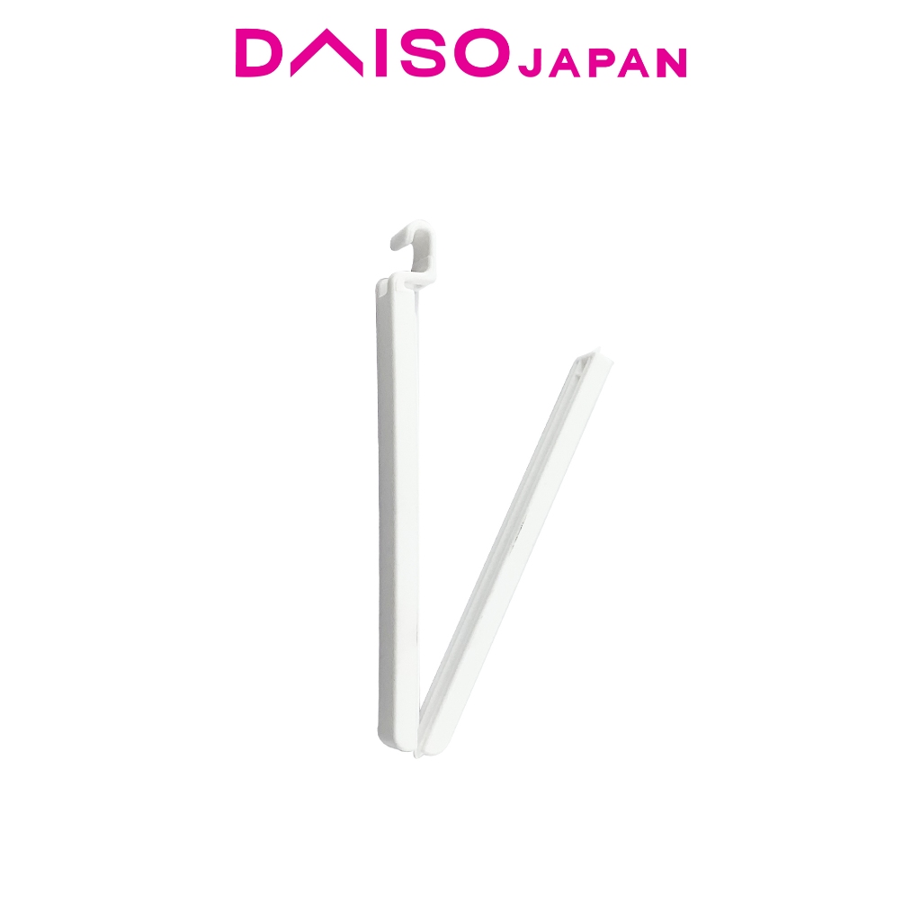 Daiso Food Bag Clips with Suction Holder (12cm, 5 pieces) Shopee