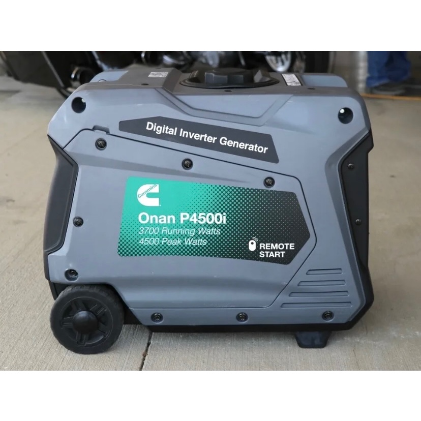 NEW Cummins Onan P4500 4500W Digital Inverter Portable Gas Generator
