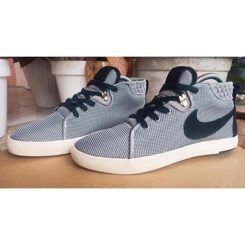 nike kenshin chukka