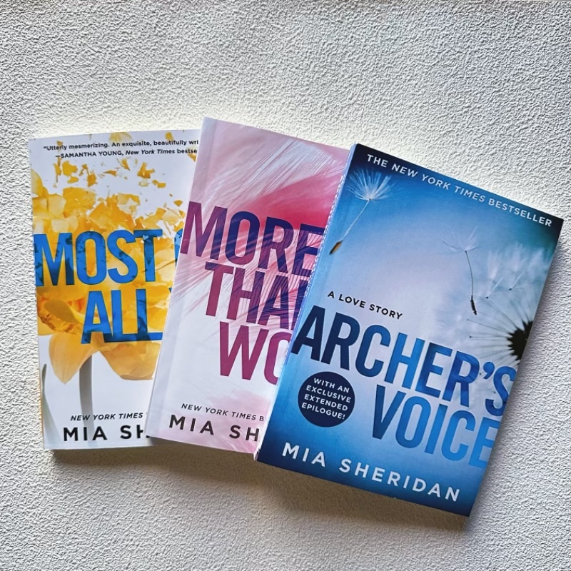 A Love Story Archer's Voice by Mia Sheridan Novel Book in English A5