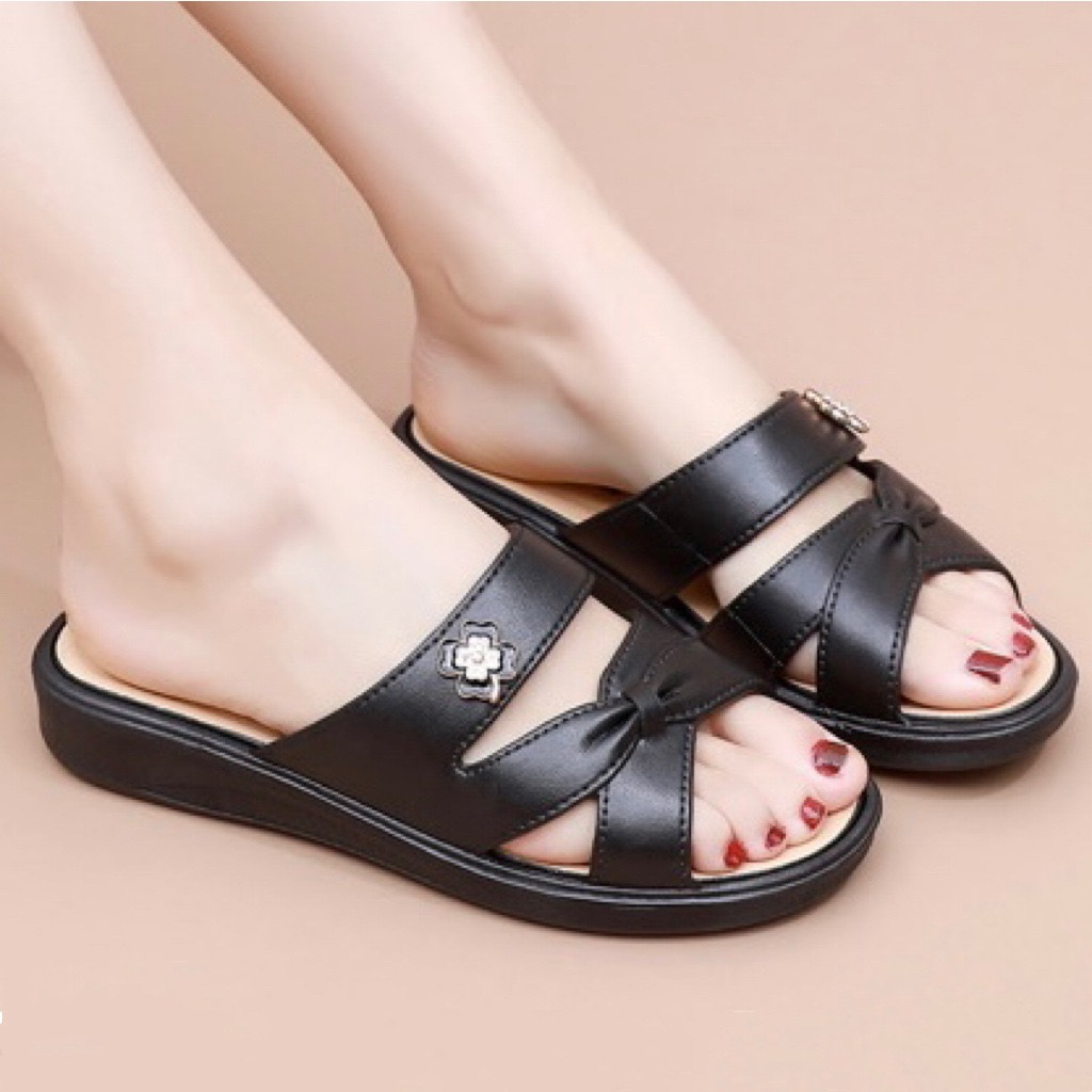 888 Summer ladies fashion slippers home slippers outdoor slippers 1 PSS Shopee Philippines