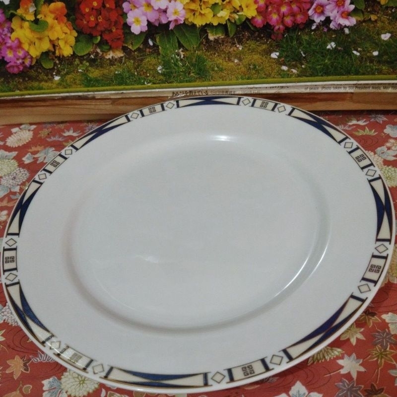 Givenchy plate 9.25 inches | Shopee Philippines