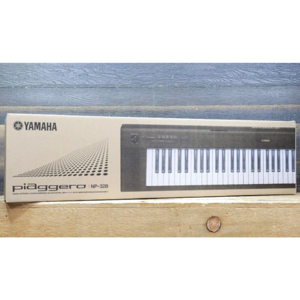 Yamaha Piaggero NP32 Digital Keyboard 76Key Compact PianoStyle