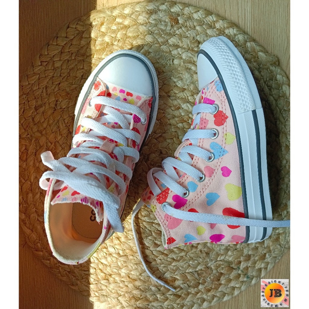 Pink converse size on sale 11