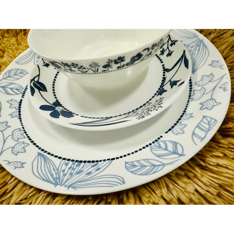 Corelle Everyday Expressions, 12 Piece Dinnerware Set, Service for 4 ...