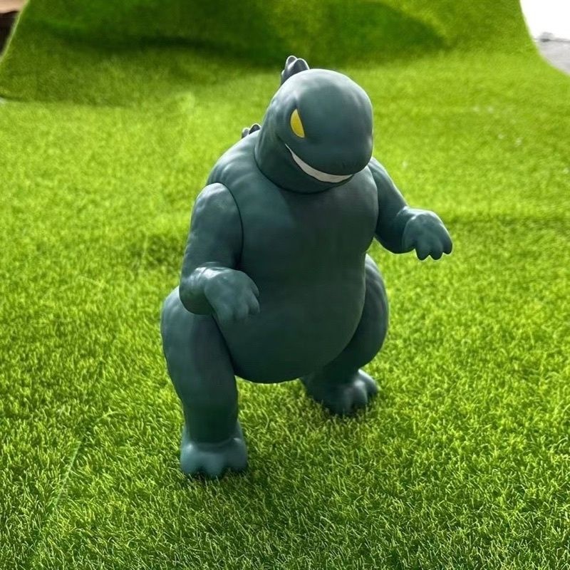 Crayon Shin Chan Godzilla Godzila King Of The Monster Dinosaur Kong Color Ass Figure Anime Model