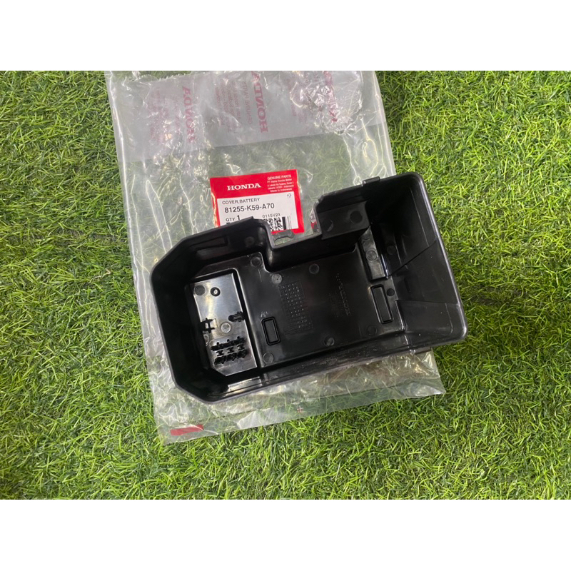 Battery cover for Click125i/Click150i V2 | Shopee Philippines