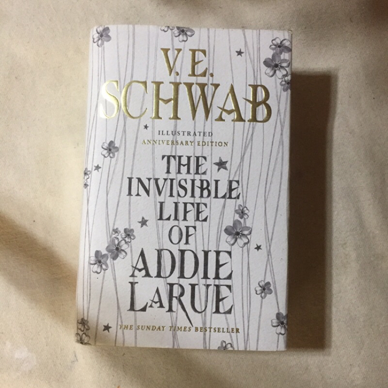 (Signed) The Invisible Life of Addie Larue by VE Schwab Illustrated ...