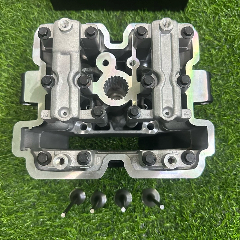 AEK RACING CYLINDER HEAD ASSY RAIDER 150 22*25 WITH VALVE CARB TYPE ...