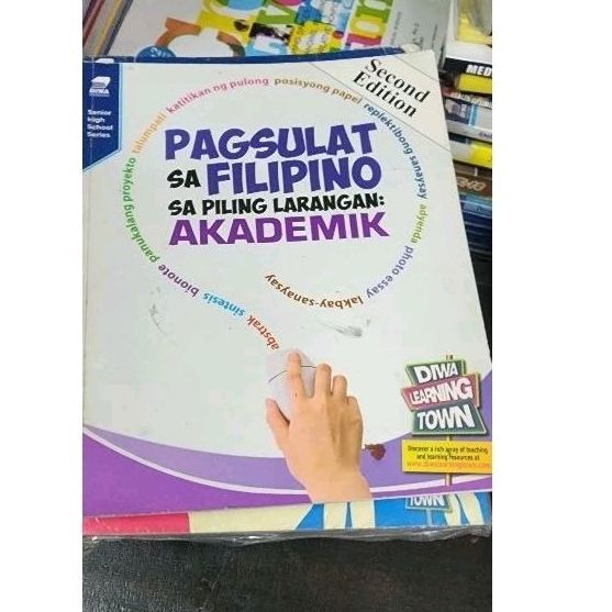 Pagsulat Sa Filipino Sa Piling Larangan Akademik | Shopee Philippines