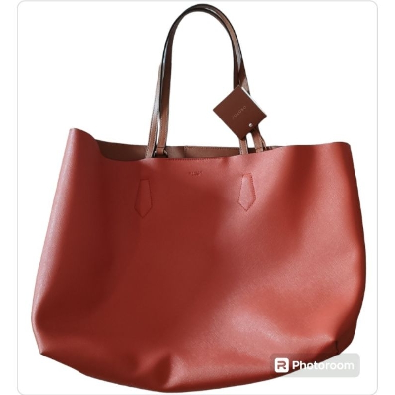 Liberty tote oroton store