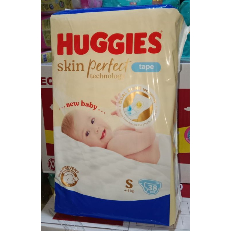 HUGGIES SMALL SKIN CARE (38 PCS) | Shopee Philippines