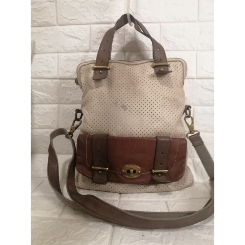Fossil leather sling bag hotsell