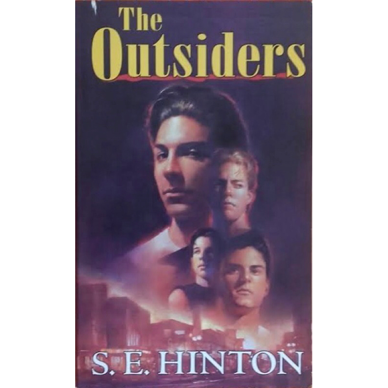 S.E Hinton – The Outsiders (Puffin) | Shopee Philippines