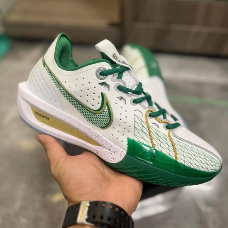 Kyrie 3 hotsell boston celtics