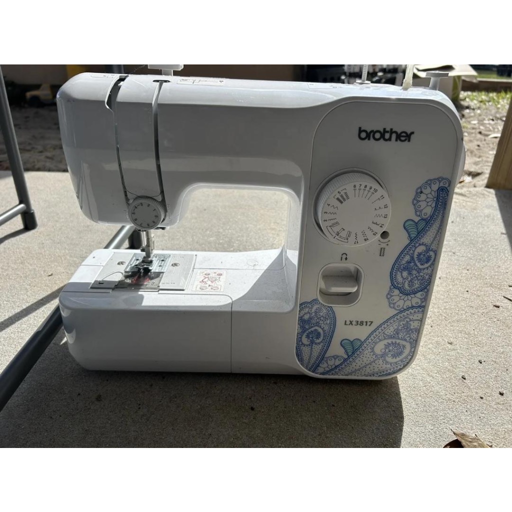 Brother LX3817 17Stitch Fullsize Sewing Machine (LX3817) Shopee