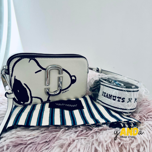 Marc Jacobs Snoopy Peanuts Collaboration Snapshot White Crossbody Bag
