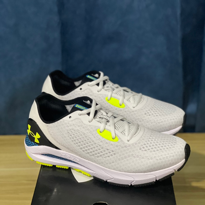 Original Under Armour HOVR Sonic 5 MENS white with bluetooth