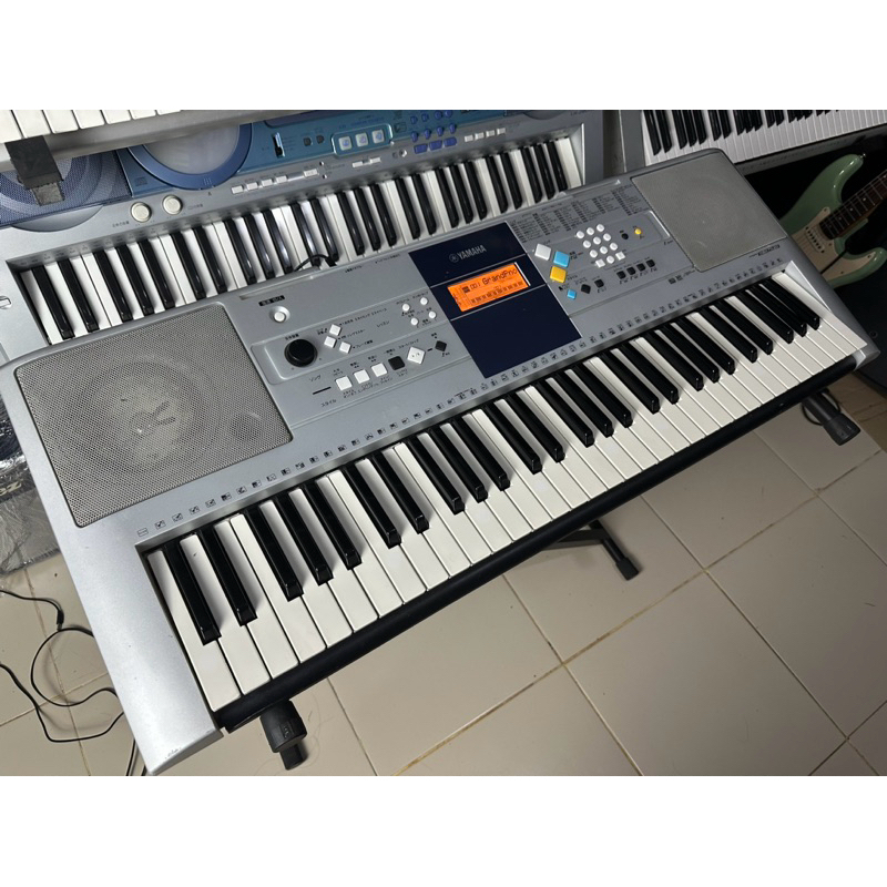 Yamaha PSR E323 61 Keys Piano Keyboard Organ Touch Response Japan ...