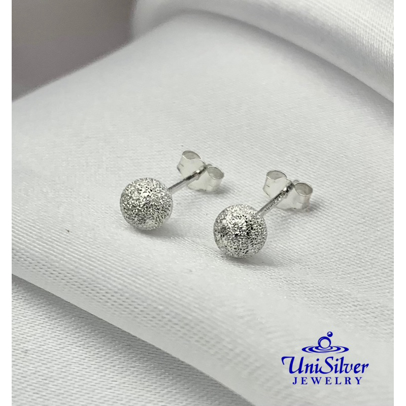 Unisilver stud store earrings