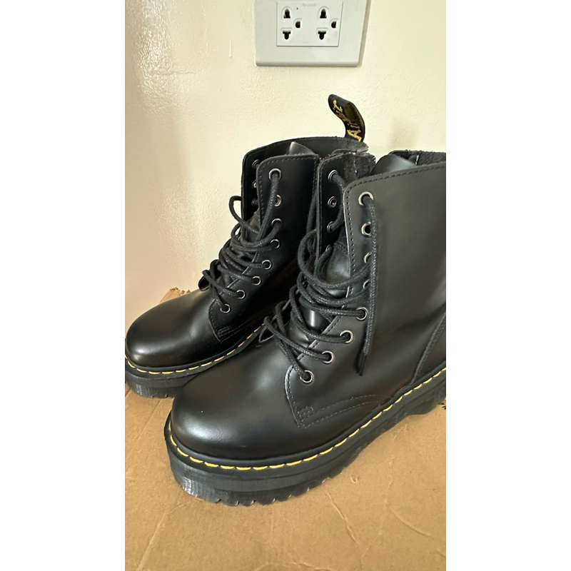 Doc martens boots price sales philippines