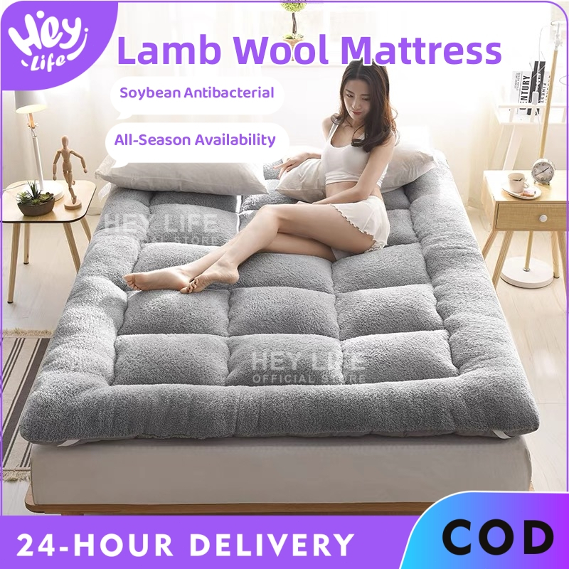 1.8M*2M Foam Mattress , For Double Bed Foldable Lamb Wool 12 Cm Thick 2 ...