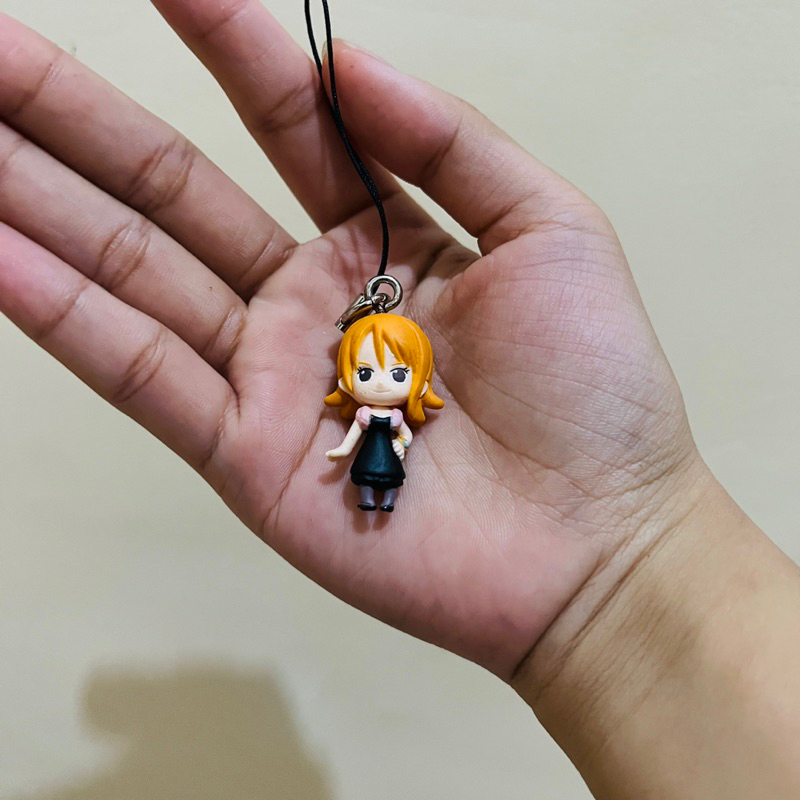 KEYCHAIN BANPRESTO ONE PIECE NAMI GASCHAPON FIGURE (Authentic) | Shopee ...