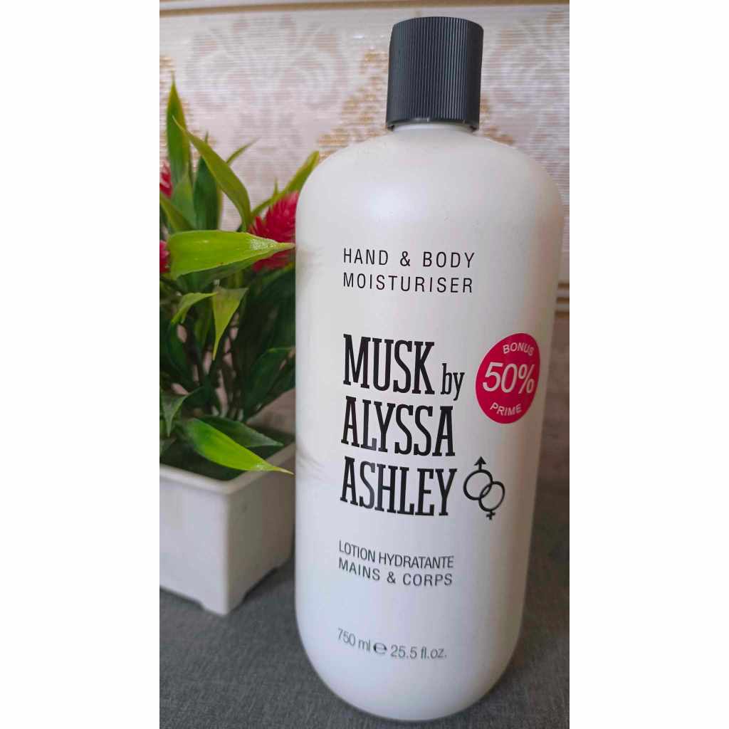 Musk By Alyssa Ashley Hand And Body Lotion 750ml White Musk By Alyssa Ashley Hand And Body Lotion 