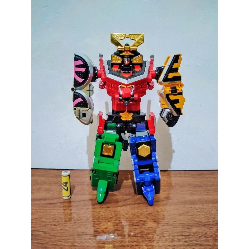 Samurai Sentai Shinkenger's DX Samurai Gattai Shinken-Oh | Shopee ...