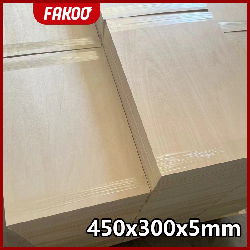 Tubo cuadrado de 80 x 80 x 3 mm