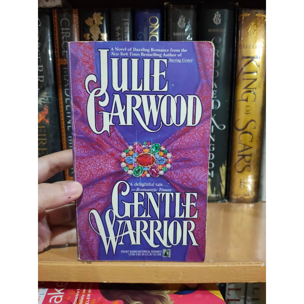 Gentle Warrior by Julie Garwood MMPB | Shopee Philippines