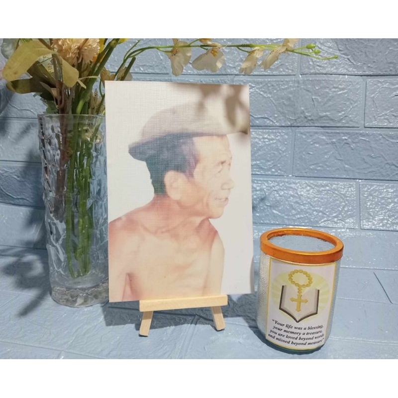 Candle with 6x8 picture in Sintra Standee | Shopee Philippines